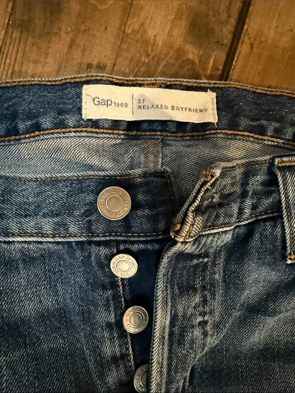 Womens Gap Relaxed Boyfriend Jeans